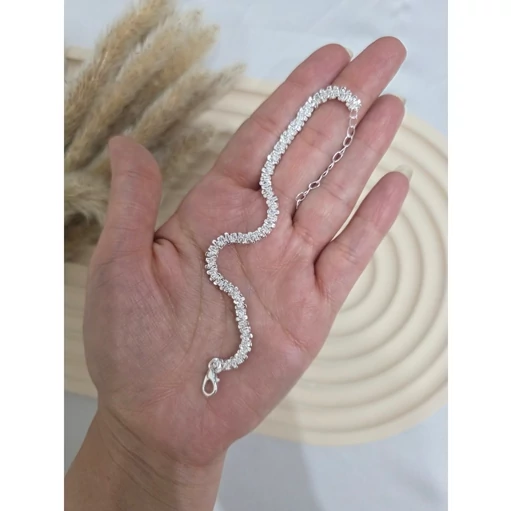 دستبند دخترانه خاویاری نقره ای
