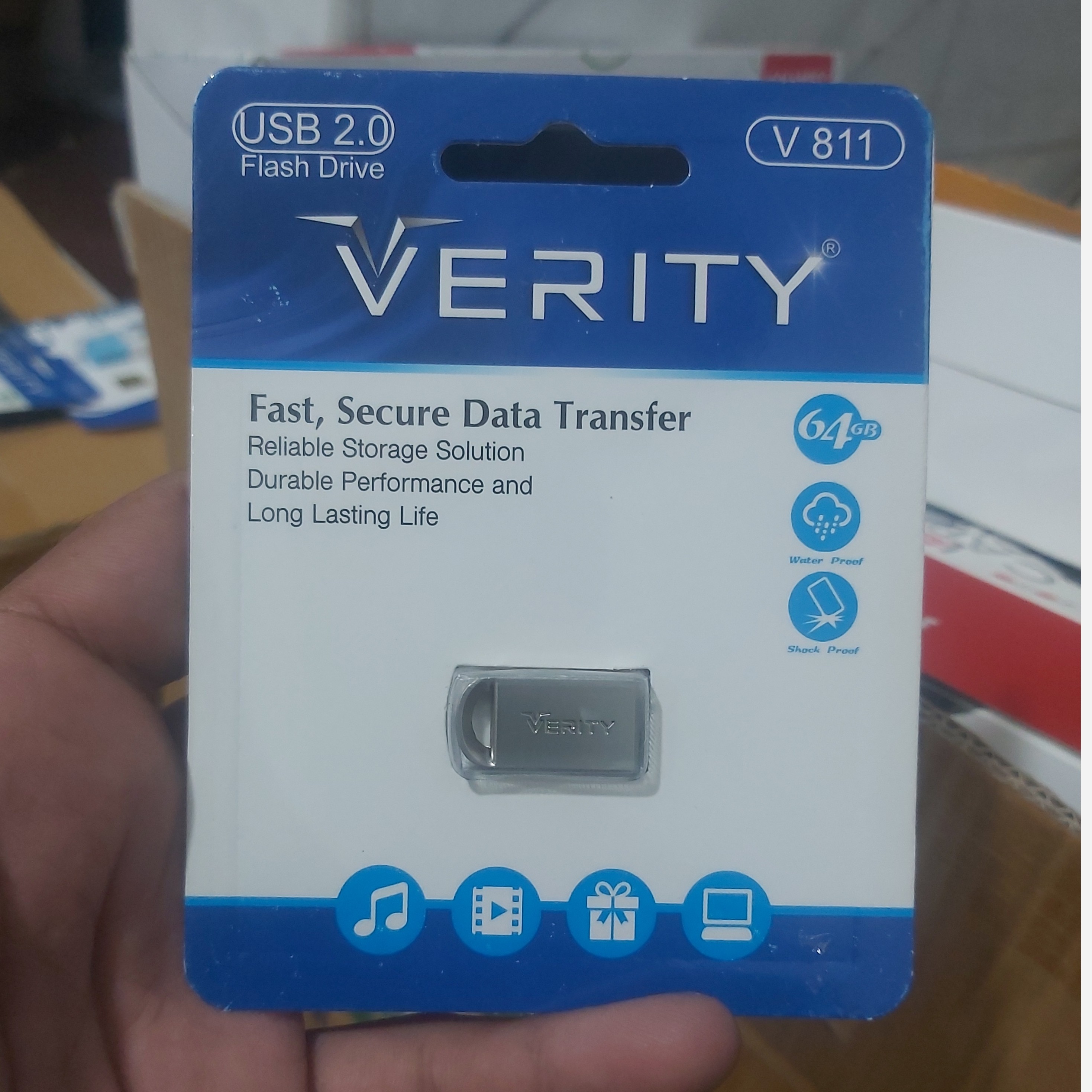 فلش مموری 64 گیگ وریتی VERITY مدل 811 کد 475 پرفروش باحداقل سود ارسال رایگان ایکس