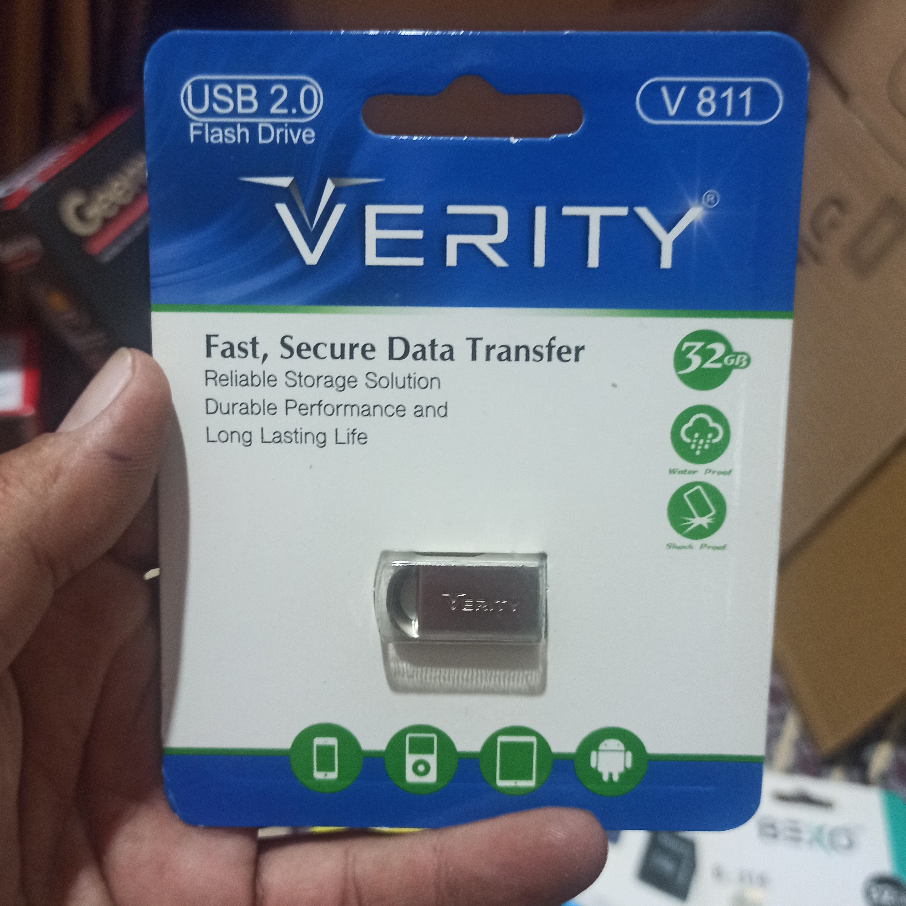 فلش مموری VERITY مدل 811 وریتی 32 گیگ کد 440 باکیفیت پرفروش باحداقل سود ارسال رایگان ایکس