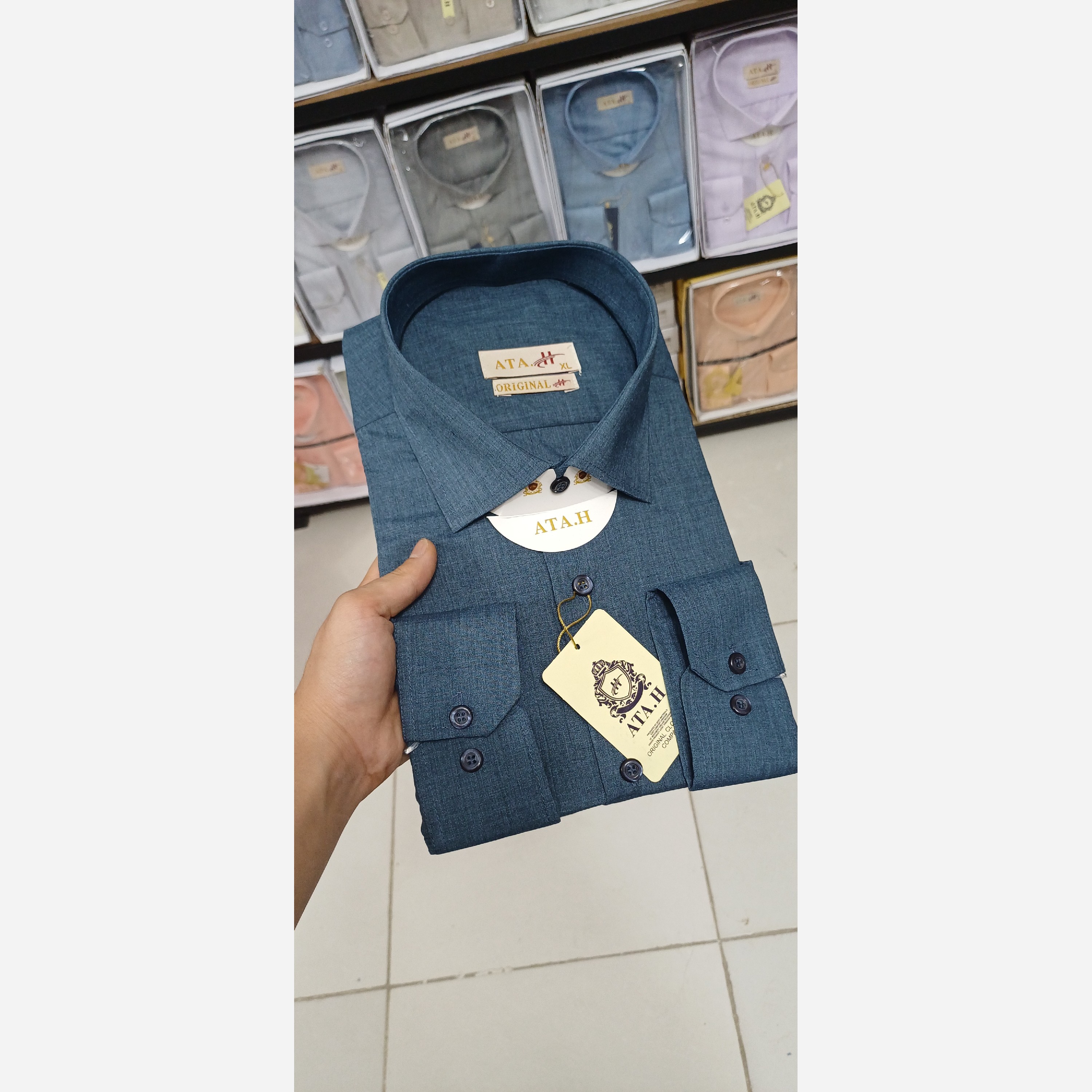 پیراهن مردانه آبی نفتی سیر نخی درجه یک