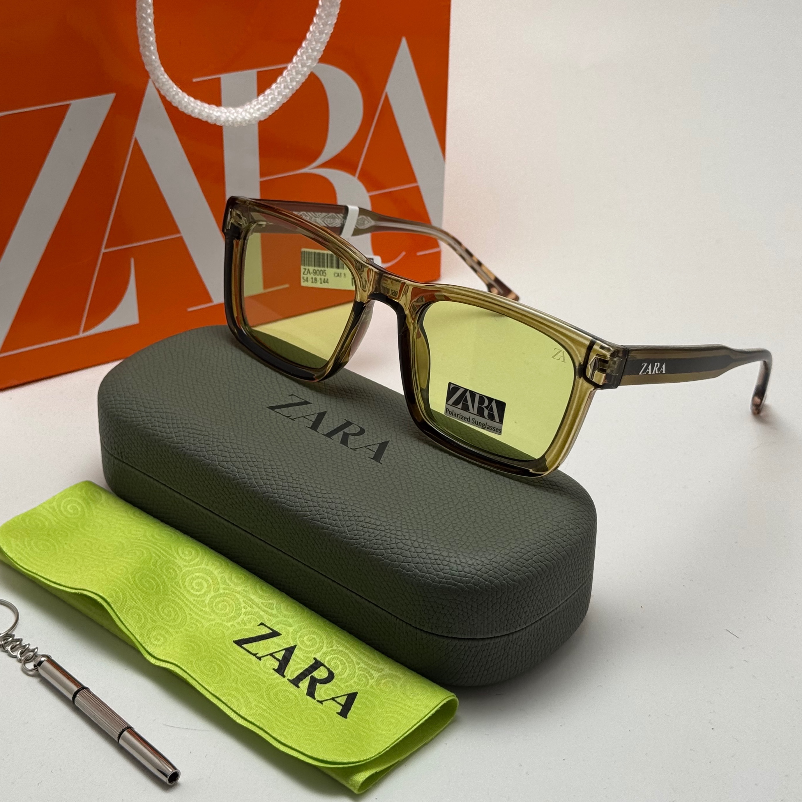 عینک آفتابی و شب پلاریزه و فتوکرومیک زارا ZARA دسته سیم فول پک سبز تغییر رنگ در آفتاب - لولا دوبل - کد رفرنس ZA 9005 P