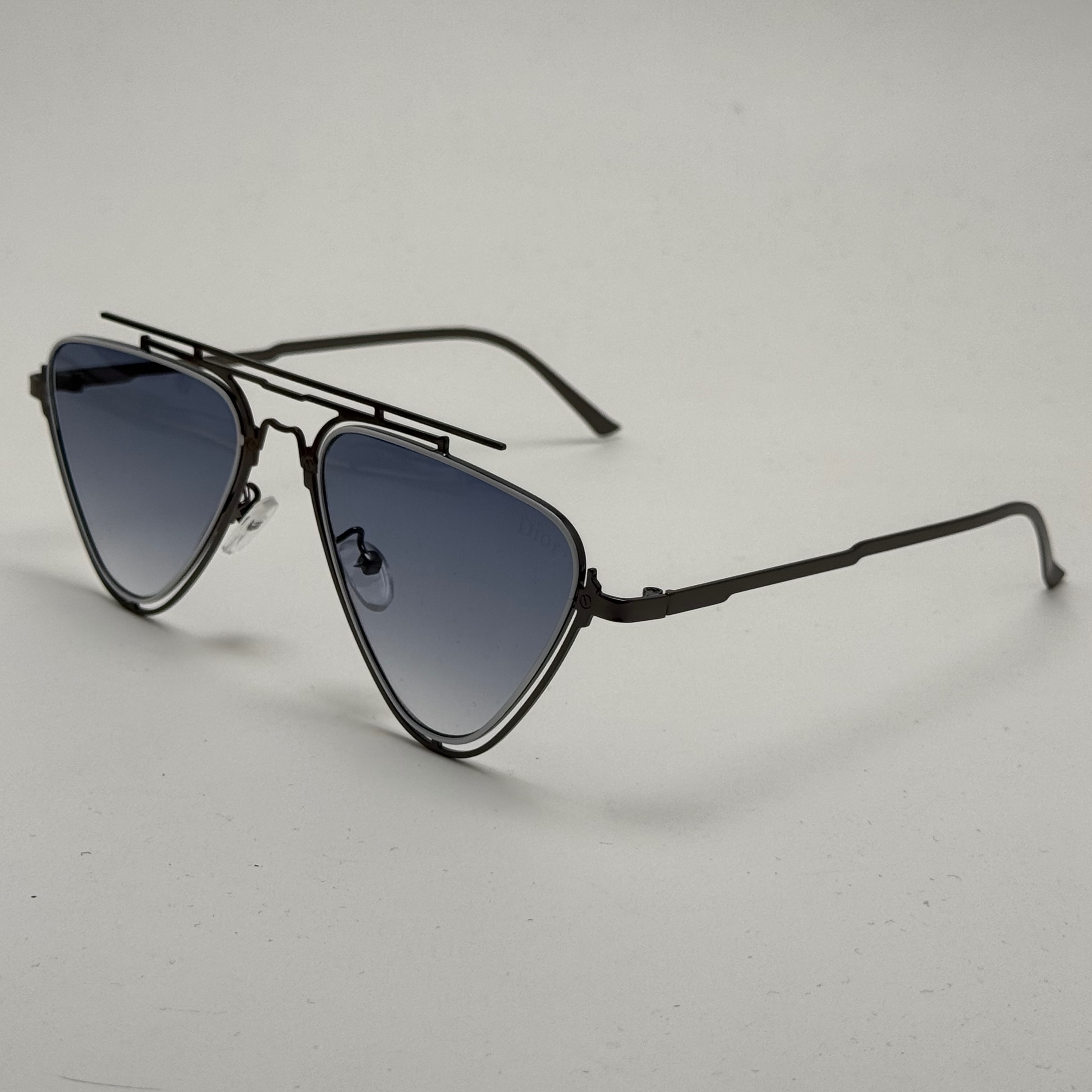 عینک آفتابی و شب دیور Dior مدل Aviator آبی تمام استیل رنگ ثابت